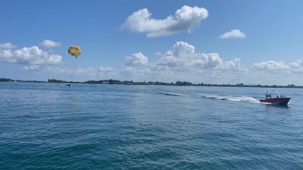 Parasailing with YOLO Advenrtures